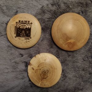 Kustomoidut_puiset_minifrisbeet_2025